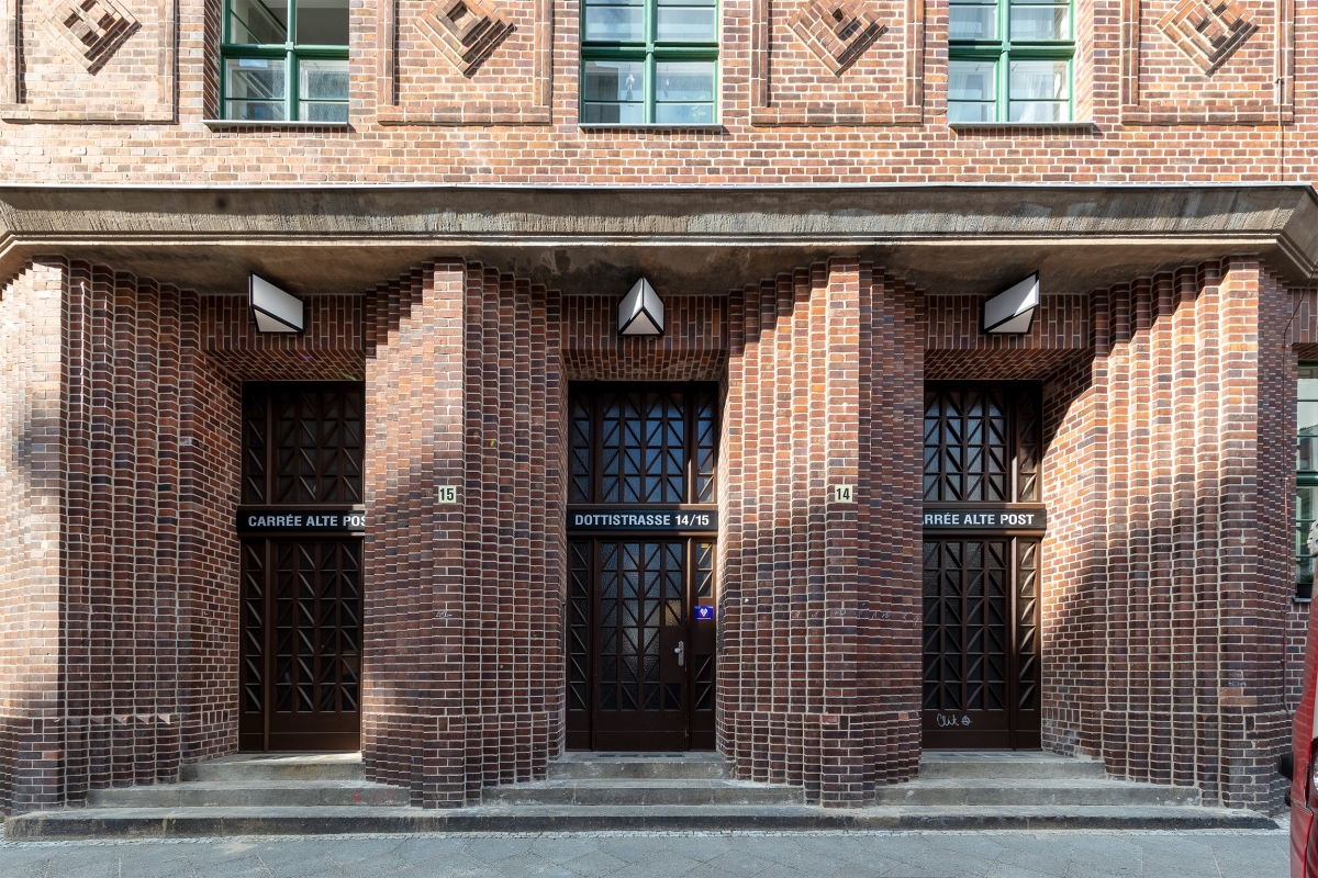 DO14 Mehrfamilienhaus, denkmalgeschützter Wohnungsbau